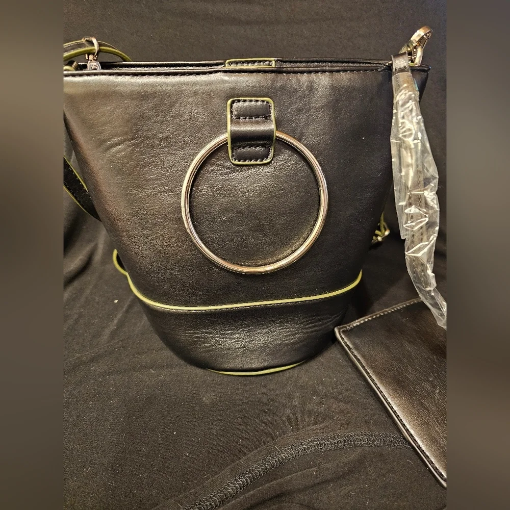 Bobbi Mini Bucket Bag in Black